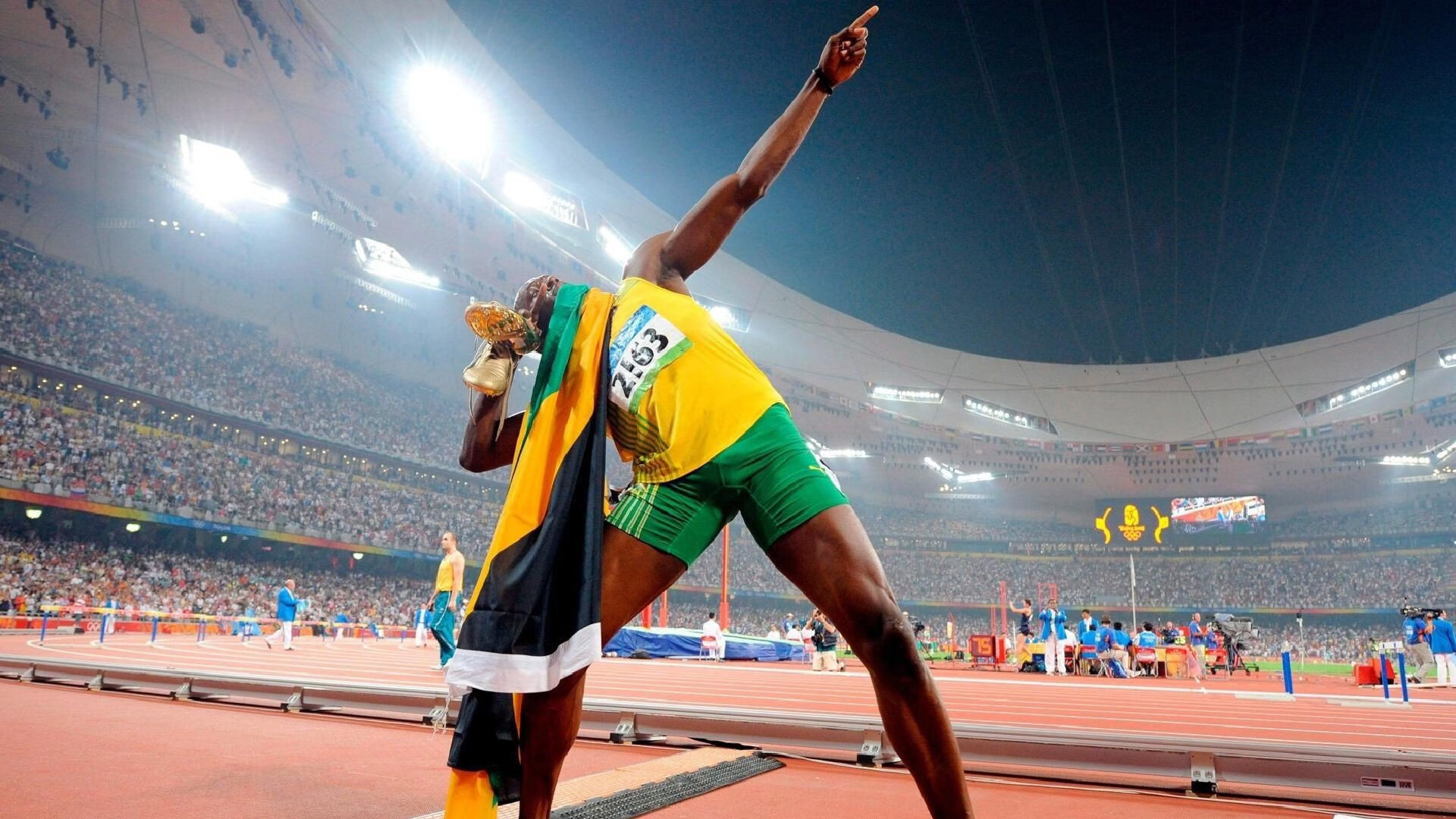 电竞战术博弈如棋局变化莫测，电竞比赛渐入正轨